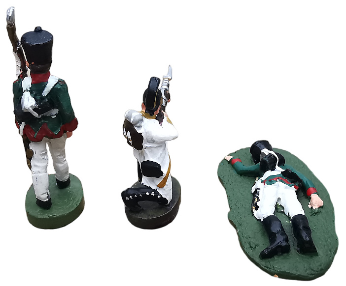 2 rifleman and a dead soldier, Battle of Austerlitz, 1:60, Del Prado 