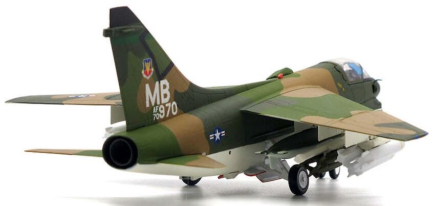 A-7D Corsair II, U.S. Air Force, 354th Tactical Fighter Wing, 1972, 1:72, JC Wings 