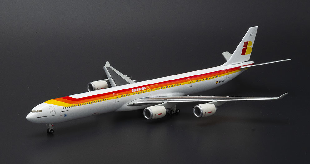 Airbus A340-600 Iberia, EC-JCY, 1:400, Hogan 