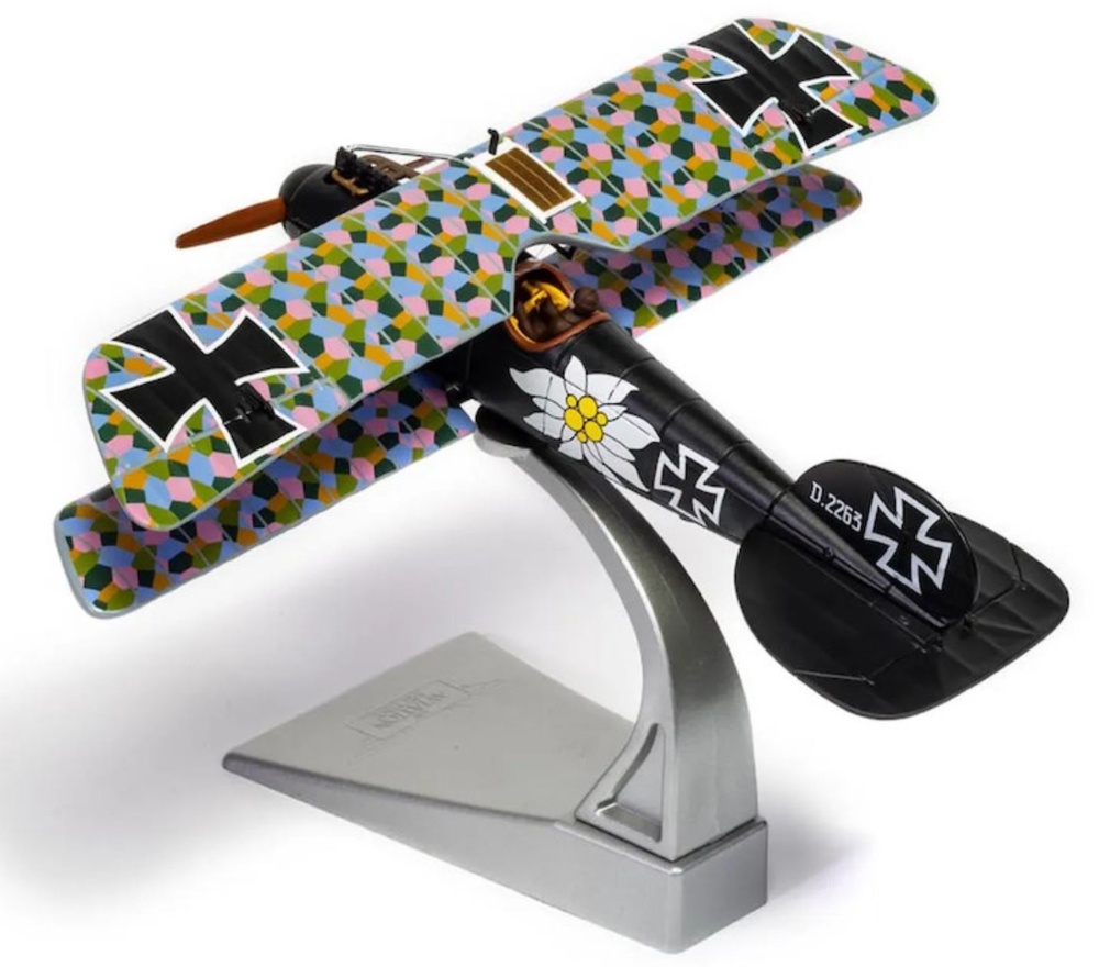 Albatros D.V 2263/17 Otto Kissemberth, Jasta 23b, late 1917, Stow Maries WWI Aerodrome, Essex, 1:48, Corgi 