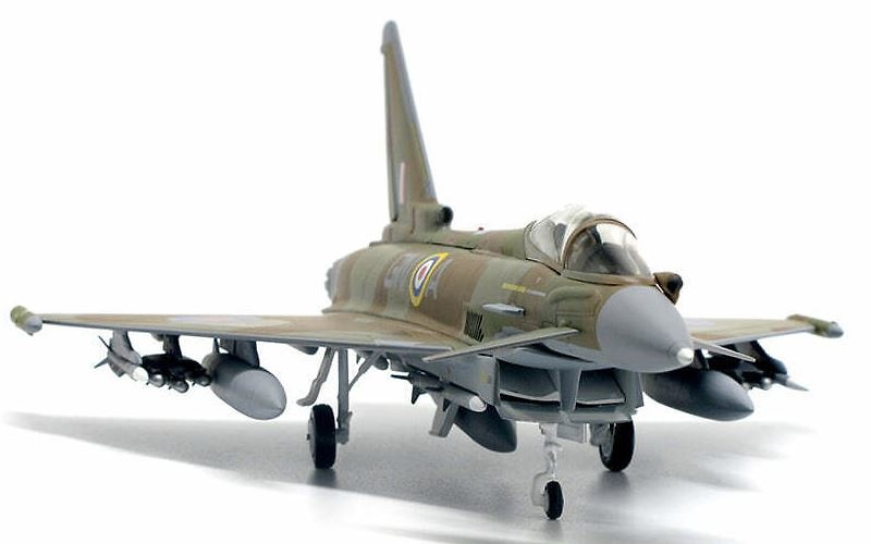 EuroFighter EF-2000 Typhoon, RAF, No.29 Squadron, 75th Anniversary of the Battle of Britain, 2015 1:72, JC Wings 