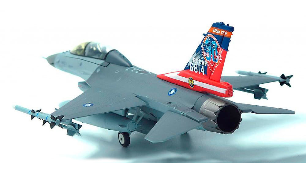 F-16C Fighting Falcon ROCAF, 455th Tactical Fighter Wing, 80 Aniv. Sino-Japanese War, Chiayi Air Base, 2007, 1:72, JC Wings 