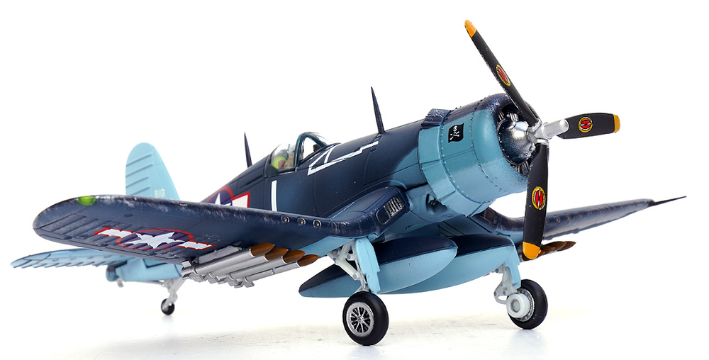 F4U Corsair, USN VF-17 Jolly Rogers, Big Hog, Tommy Blackburn, Solomon Islands, 1943, 1:72, Legion 