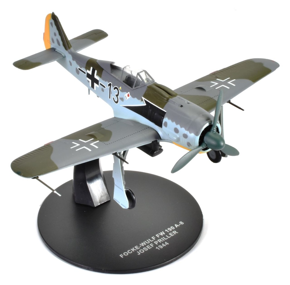 Focke Wulf FW 190 A-8, pilot Josef Priller, 1944, 1:72, Atlas 