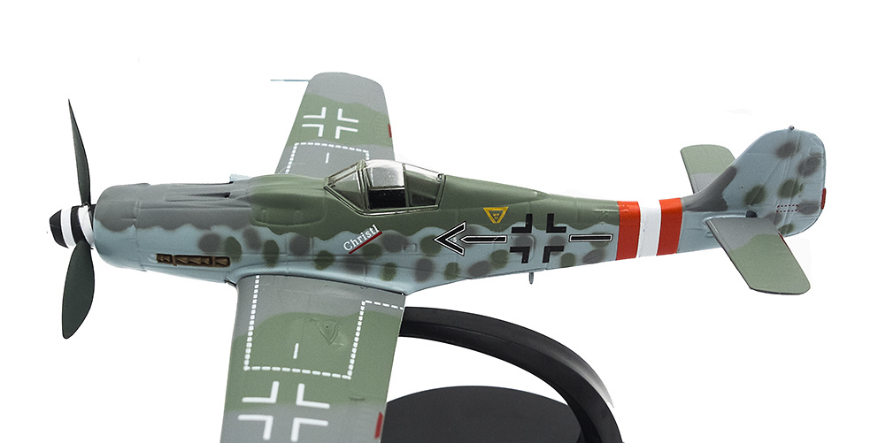 Focke Wulf FW-190 D-9, pilot Gerhard Barkhorn, 1945, 1:72, Atlas 