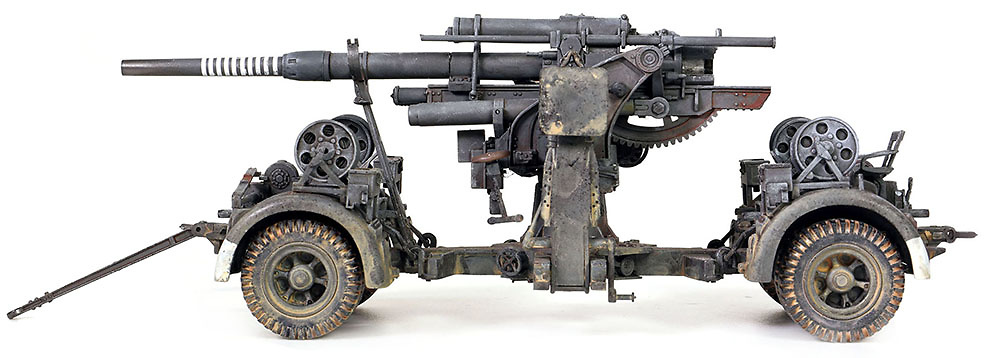 German Krupp Flak 36 with Flak Rohr 36 gun barrel & sd. 202 tow vehicle (w/ 5 figures), 1:32, Forces of Valor 