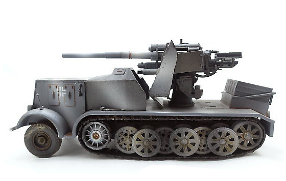 German Sd.kfz.8 DB9, Flak 18, 88 m.m., camouflage, 1:72, PMA 