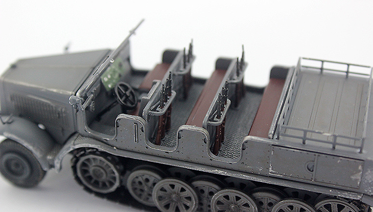 Halftruck Sd.Kfz.8 Schwerer Zugkraftwagen 12T, 1:72, PMA 