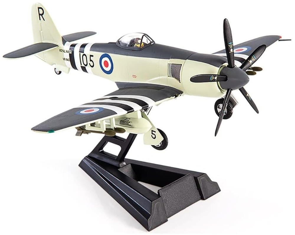 Hawker Sea Fury FB.Mk 11, 804th Sqn. FAA, HMS Glory, Korean War, 1951, 1:72, JC Wings 