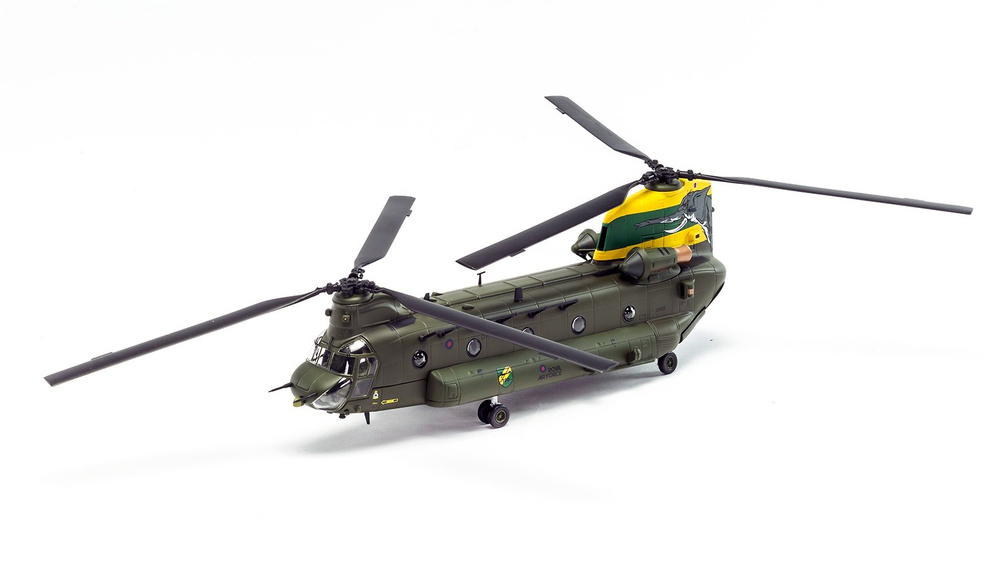 Helicopter Boeing Chinook HC.4 ZA683 RAF No.27 Squadron, Special Centenary Scheme, 100 Years of the RAF, 1:72, Corgi 