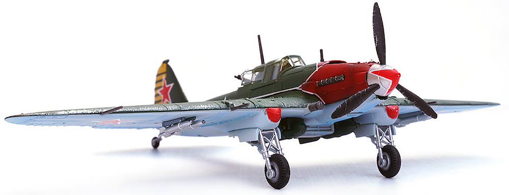 IL2M Sturmovik, Nelson Stepanyan, 57ShAP, Fuerza Aérea Soviética, 1:72, Legion 