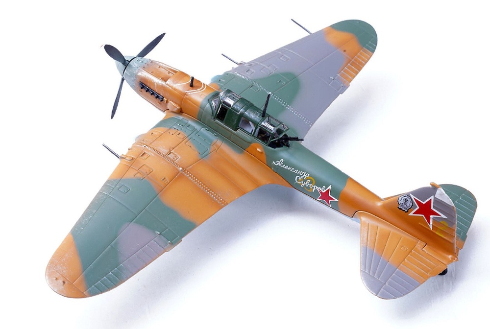 Ilyushin IL2 Sturmovik 'Alexander Suvorov', 1:72, Legion 