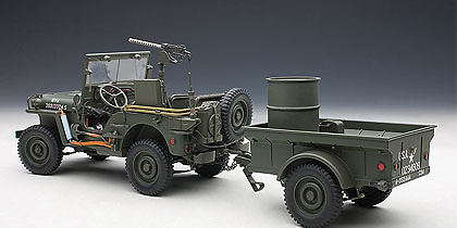 Jeep Willys con remolque, 1945, 1:18, Autoart 