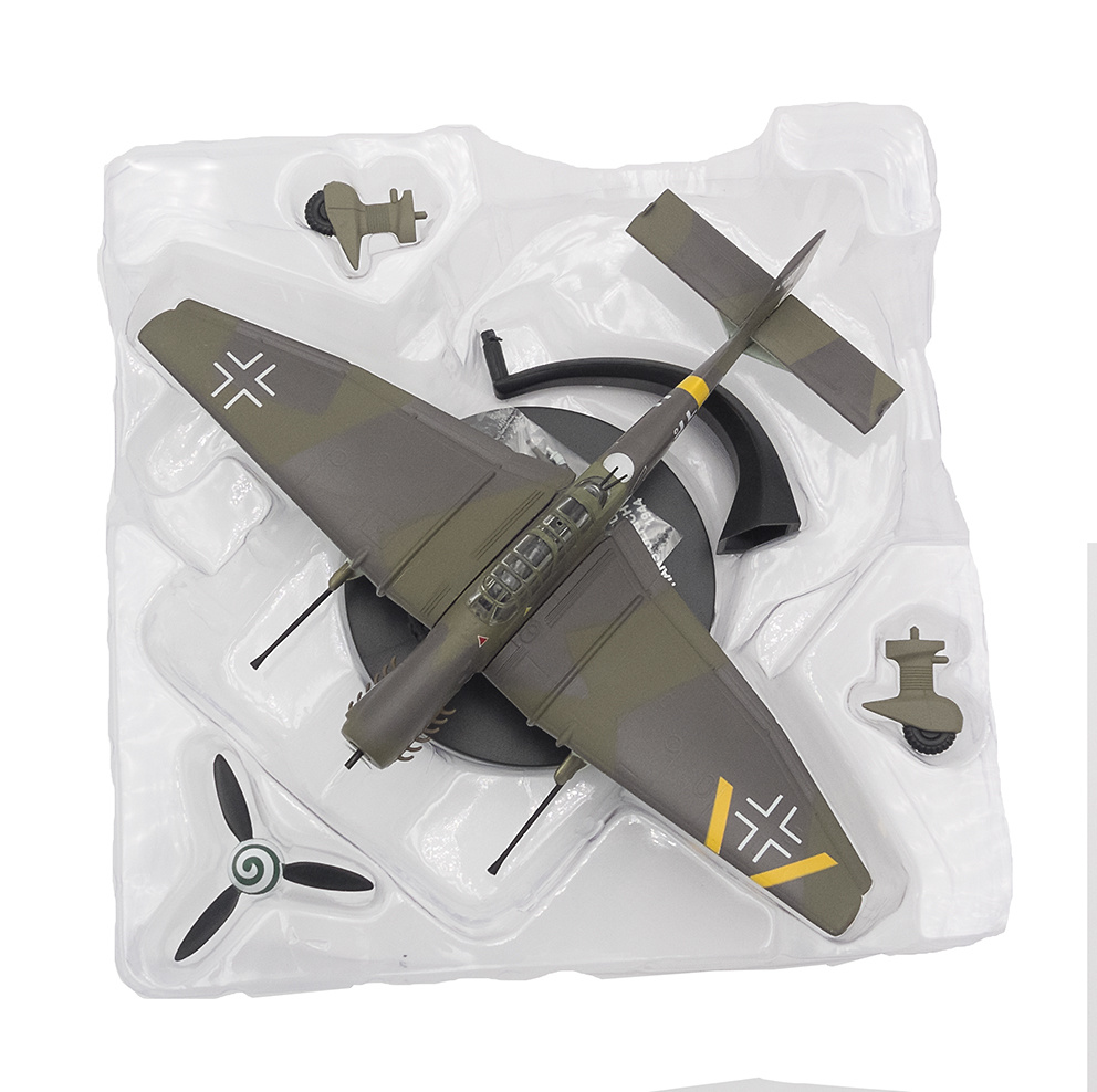 Junkers Ju-87 G-2, pilot Hans-Ulrich Rudel, 1944, 1:72, Atlas 