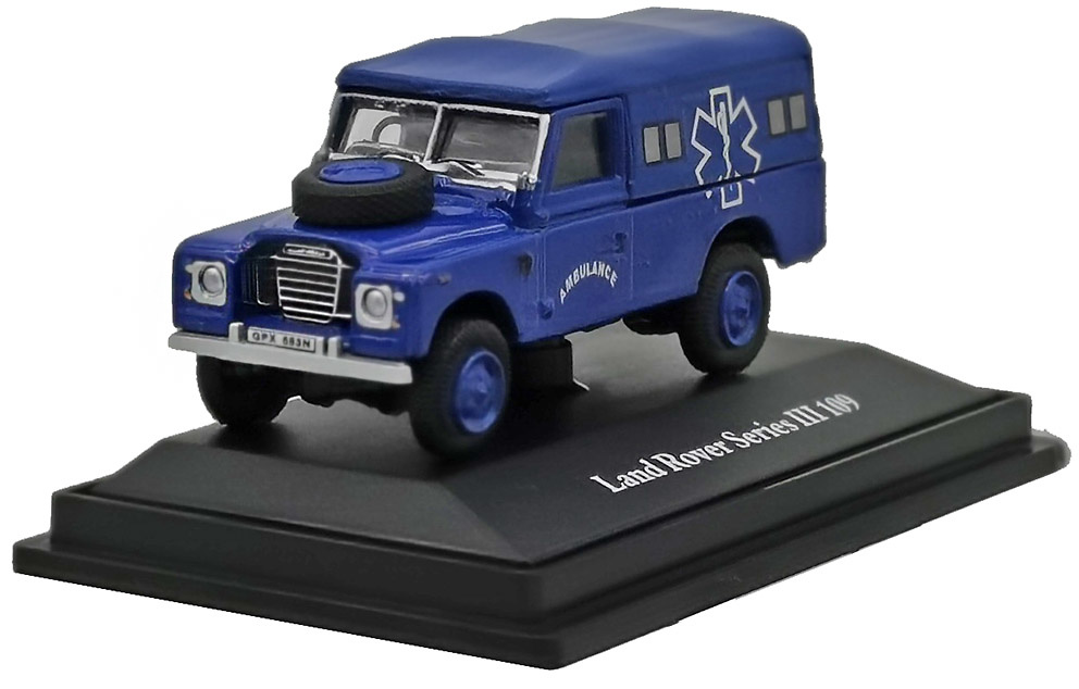 Land Rover 109 III Series, Ambulance, 1:72, Cararama 