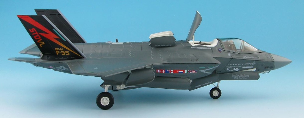 Lockheed Martin F-35B (STOVL) BF-01, USMC, 2010s, 1:72, Hobby Master 