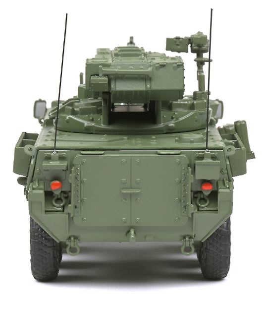 M1128 MGS Stryker (green camo) 2002, 1:48, Solido 