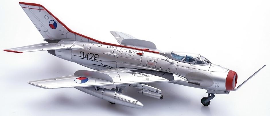 MIG-19S (S-105) Farmer C,Black 0428, 1st Flight, Czechoslovak AF, Bechyne AB, 1964, 1:72, Panzerkampf 