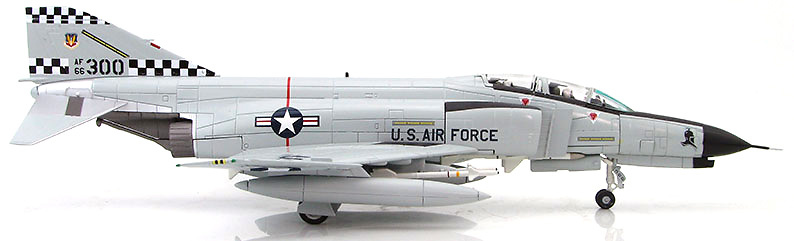 McDonnell Douglas F-4E Phantom II 66-0300, 57th FIS, Iceland, 1970s, 1:72, Hobby Master 