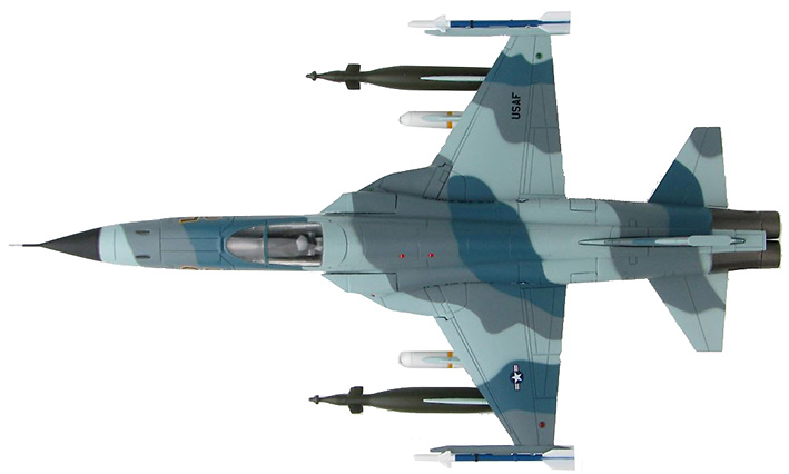 Northrop F-5E, 527th. Alconbury AB, England Grape, 1:72, Hobby Master