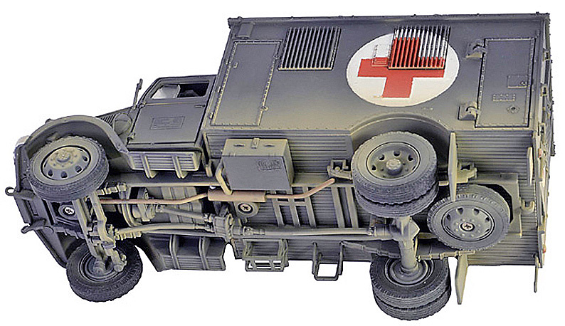 Opel BLITZ GERMAN 4x4 AMBULANCE 1940, 1:32, Forces of Valor 