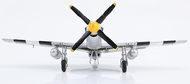 P-51D Mustang USAAF 3rd ACG, 4th FS, #44-63272 Bad Angel, Louis Curdes, Laoag, Philippines, 1945, 1:48, Hobby Master 