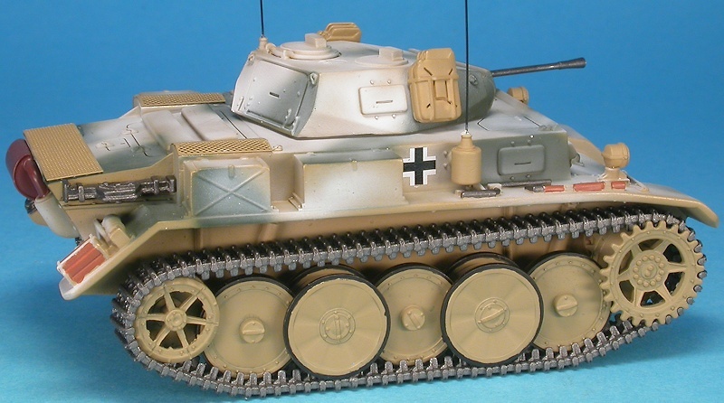 Pz.Kpfw II Ausf.L Luchs / Lynx Sd.Kfz.123, 4th Pz. Div., Russia, 1943-44, 1:48, Gasoline 