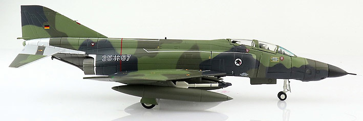 RF-4E 