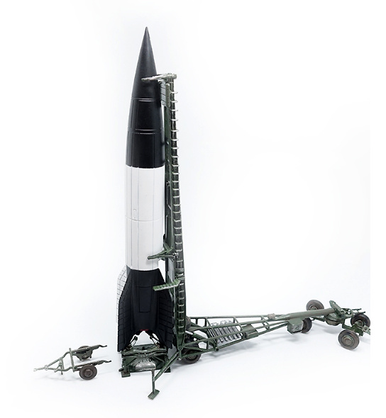 Rocket V2 (Vergeltungswaffe 2), German Army, 1942, 1:72, PMA 