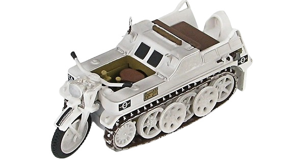 Sd.Kfz. 2 Kettenkrad C. 1st Skijager-Brigade, Russia, Winter 1944, 1/48, Hobby Master 