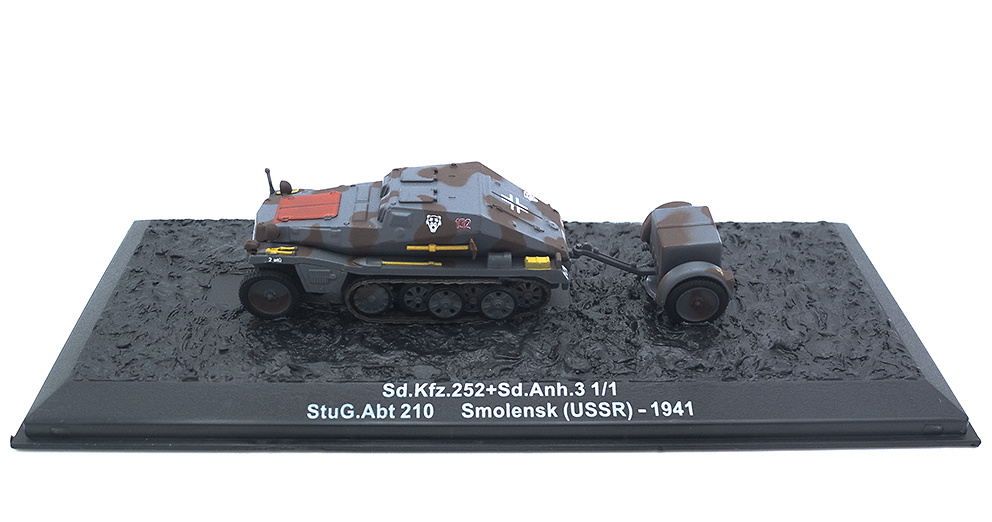 Sd.Kfz.252+Sd.Anh.3 1/1 StuG.Abt210 Smolensk (USSR), 1941, 1:72, Altaya 