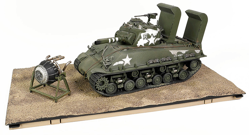 Sherman M4A3 (105) HVSS U.S. 1945 WITH DEEP WADING GEAR, 1:32, Forces of Valor 