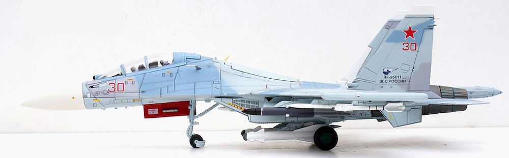 Su-30M2 Russian Air Force RF-95611 30 Red, 1:72, Panzerkampf 