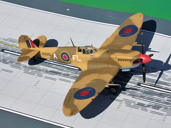 Supermarine MK.IX Spitfire, 'Colin Gray', April, 1943, 1:72, Gemini Aces 