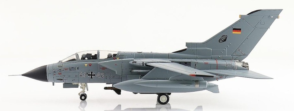 Tornado IDS 43+42, JaboG 33, Luftwaffe, Norvenich AB, 2022, 1:72, Hobby Master 