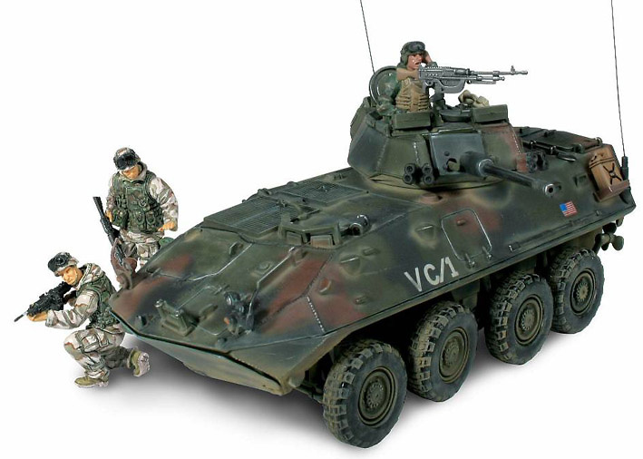 U.S. Light outlets Armored Vehicle - LAV-25 1:32 Forces of Valor Die-Cast Metal