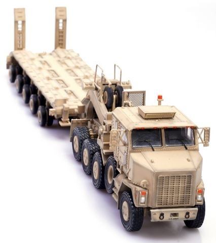 US Oshkosh M1070 Tank Transporter with M1000 Trailer – Desert Camouflage, 1:72, Panzerkampf 