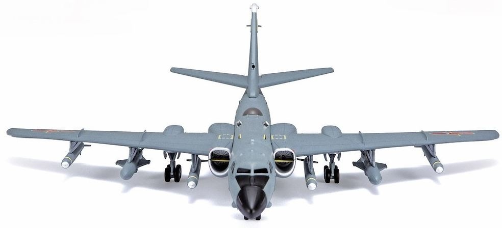 Xian H-6K bomber, PLAAF, Chinese Air Force, 55032, 1:72, Air Force One 