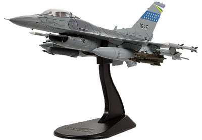 F-16CG Block 40 "89-2016" 555th Fighter Sqn., 31st Air Wing, Aviano Air Base, Italy, 1:72, Hobby Master