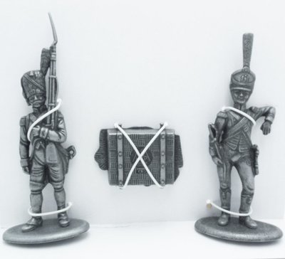 Grenadier Guards on Foot, Baggage Carrier of the Emperor, Box of Emperor's Belongings, 1:24, Atlas Editions