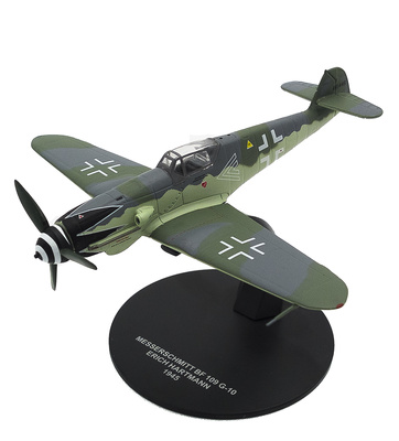 Messerschmitt Bf-109 G-10, Erich Hartmann, 1945, 1:72, Atlas