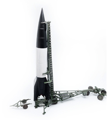 Rocket V2 (Vergeltungswaffe 2), German Army, 1942, 1:72, PMA