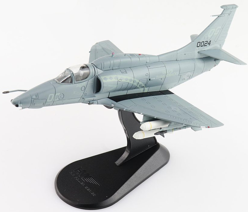 A-4M Skyhawk, USMC VMA-131 Diamondbacks, QG00, NASJRB Willow Grove, PA, 1993, 1:72, Hobby Master 