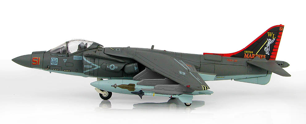 AV-8B+ Harrier II BuNo 165584, VMA-311, Febrero, 2012 1:72, Hobby Master 