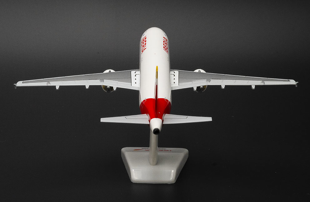 Airbus A320-200 Iberia, EC-ILR, 1:200, Hogan 