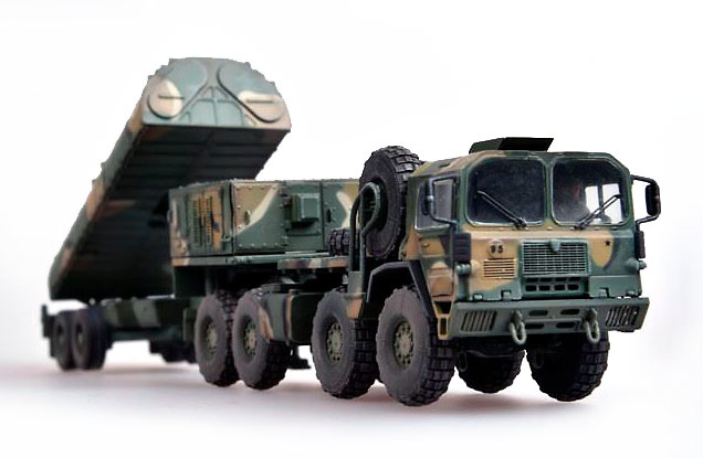 Camión Man M1014 con Tractor & BGM-109G Gryphon con Misil de Crucero, OTAN, 1991, 1:72, Modelcollect 