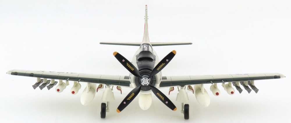 Douglas A-1H Skyraider 412, VA-176, USS Intrepid, 1966, 1:72, Hobby Master 