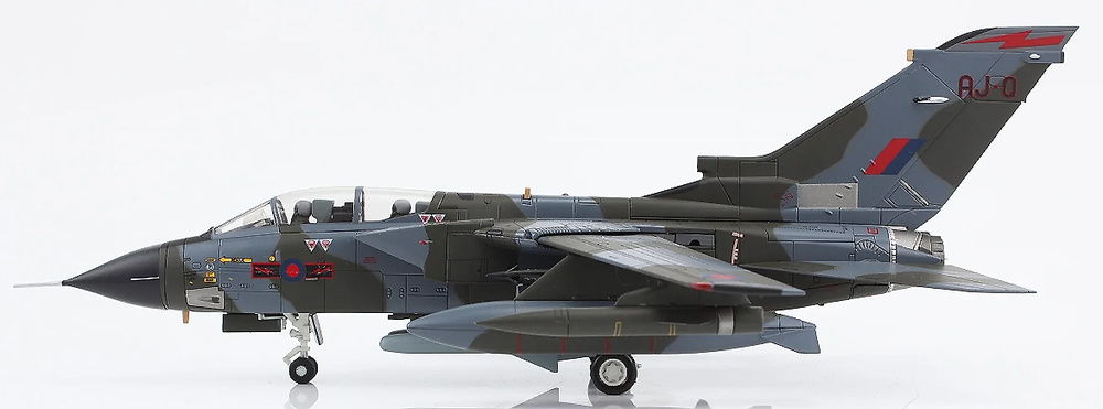 GR.Mk 1, RAF Nº617 (Dambusters) Escuadrón ZA456, RAF Lossiemouth, Escocia, 1995, 1:72, Hobby Master 