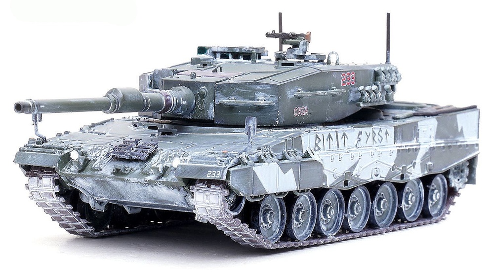 Leopard 2A4, Ejército Noruego, Camuflaje de Invierno, 1:72, Panzerkampf 