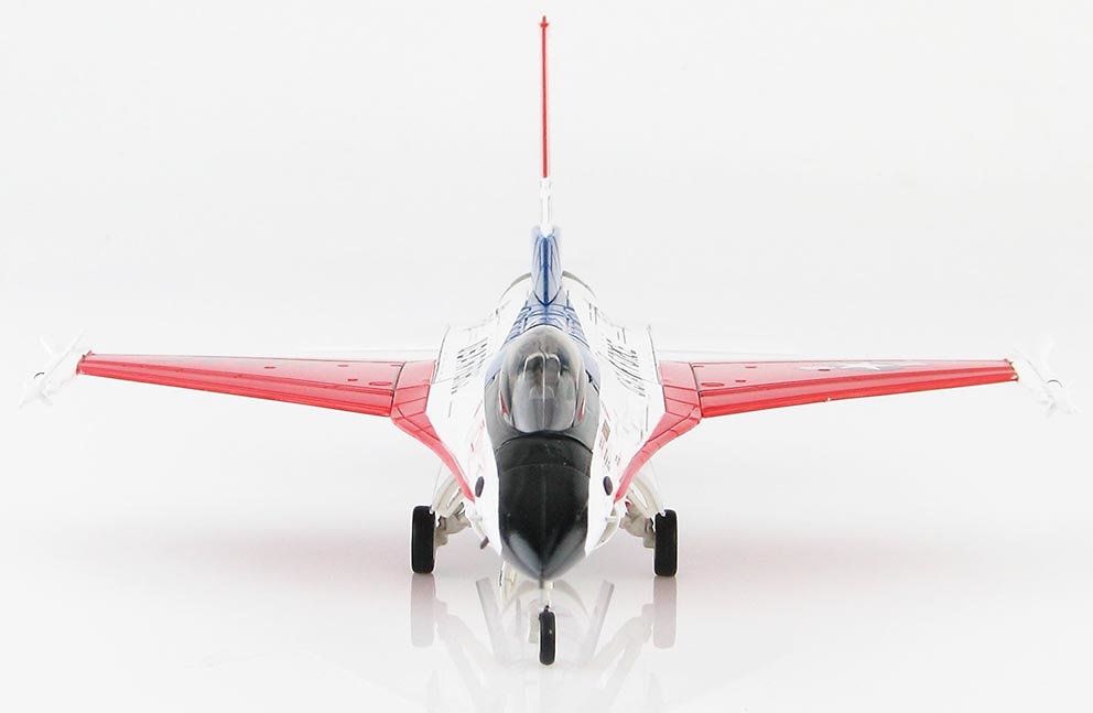 Lockheed F-16/101 75-0745, USAF, 19 de Diciembre, 1980, 1:72, Hobby Master 